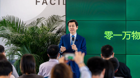 千億參數(shù)AI模型Yi-Large來了!李開復(fù):要發(fā)展普惠型、全球化大模型
